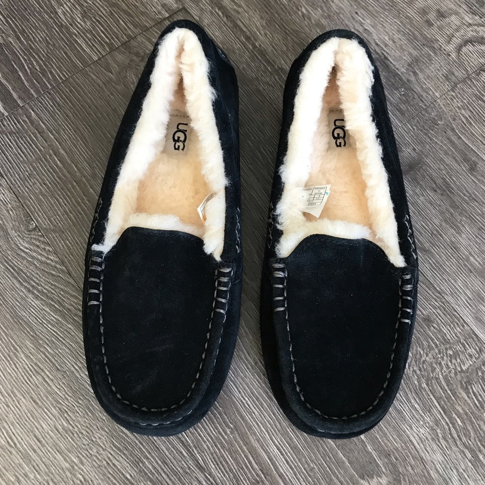 Ugg Ansley suede slippers